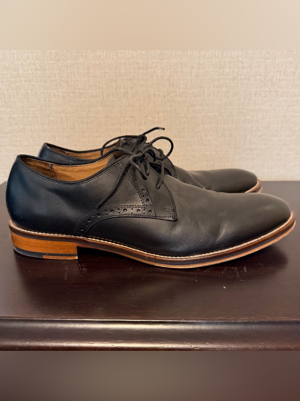 Johnston & Murphy Conard Plain-Toe Black Leather Dress Shoes – Men’s 11M